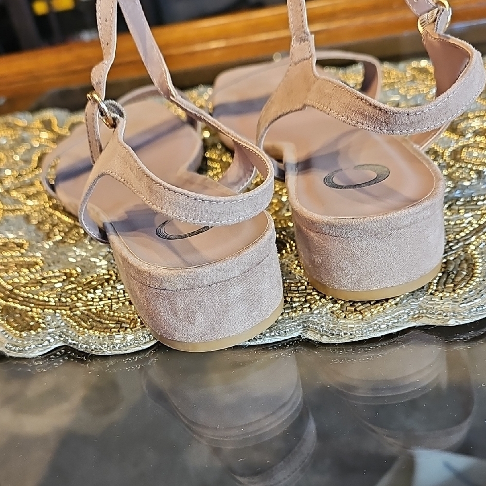 Journee Collection Tan Suede Sandals - Picture 5 of 6